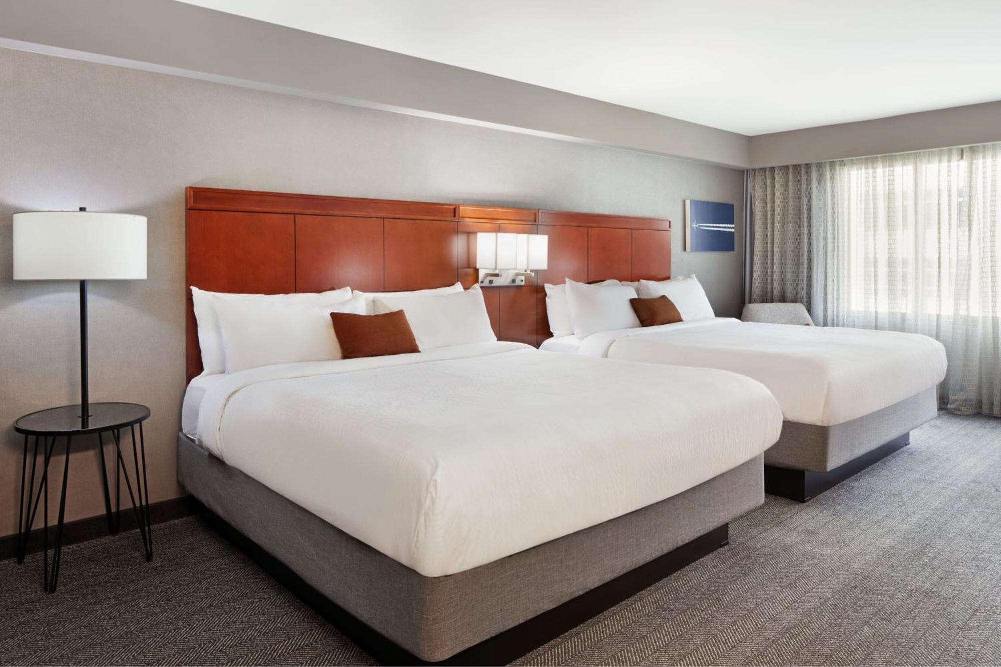 Courtyard Angeles Lax\u002fcentury Boulevard 3*